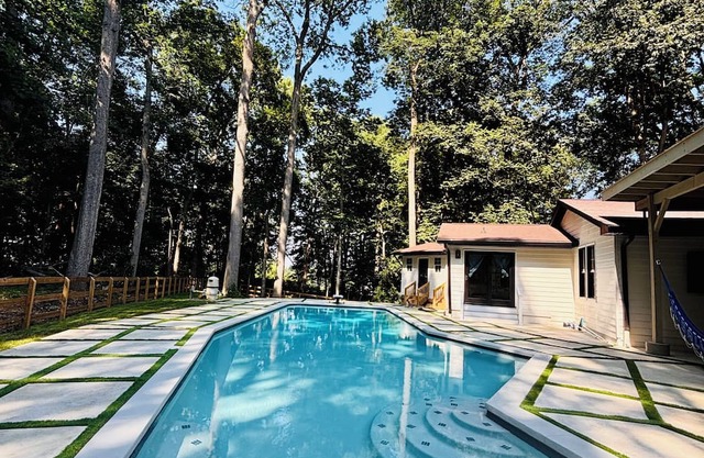 The blissful house in Howard County with 3 bedrooms 3 bathrooms.