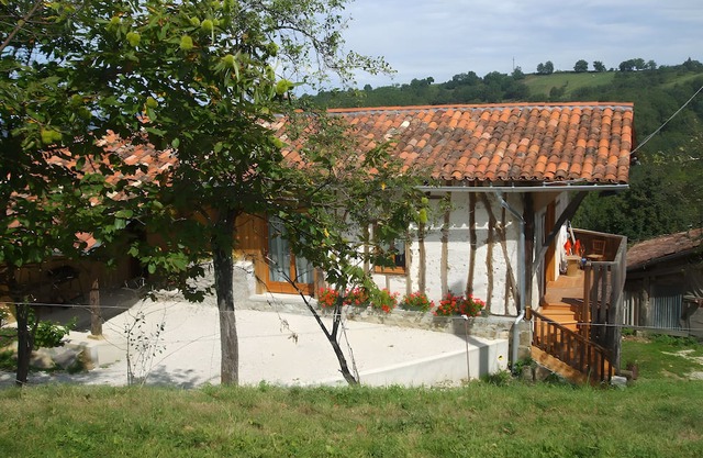 Garaouet Holiday Home with Mountain View, Garden, and Parking