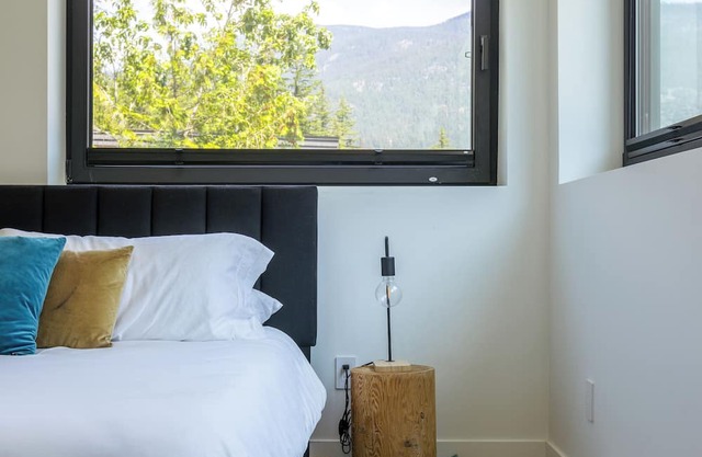 Cozy One-bedroom suite in Pemberton - 30 mins from Whistler