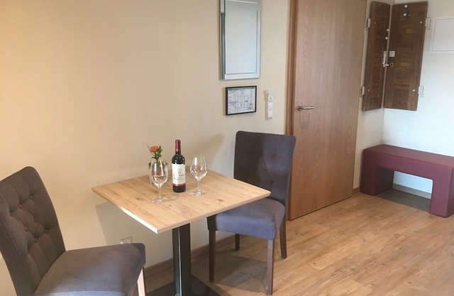 Apartment '5' with Shared Terrace and Wi-Fi