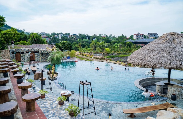 Kovie Hoa Lac Xanh Resort