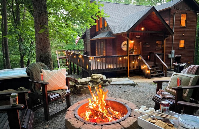 Serene Ellijay Cabin w/Hot Tub, Firepit, and Sauna