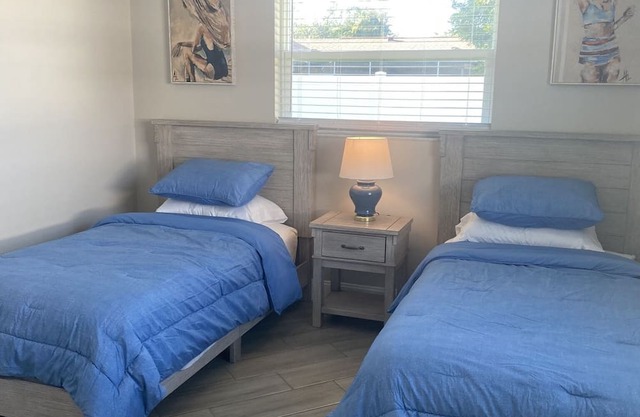 Recently remodeled and in a great location close to downtown and area beaches!