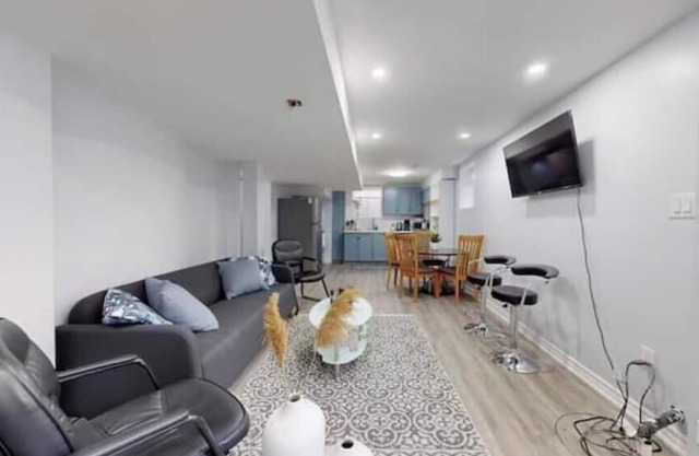 Brand new 2 bedrooms, 1 bath,Basement Apartment