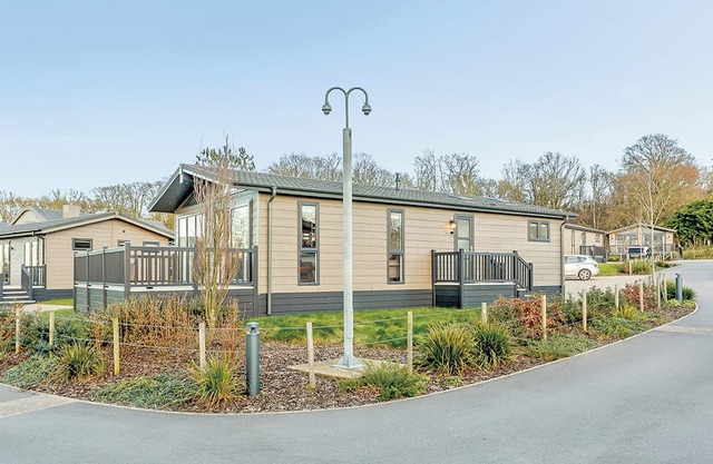1 bedroom accommodation in Axminster