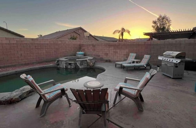 Desert Escape - Pool/Spa, 4BR, 2BA, King Size Beds