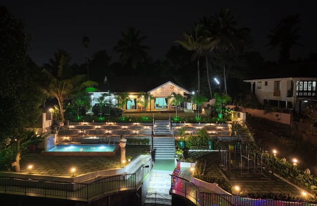 Experience Bliss at periyarVibes Aluva:Private 4Bedroom villa with Pool,WiFi&AC!