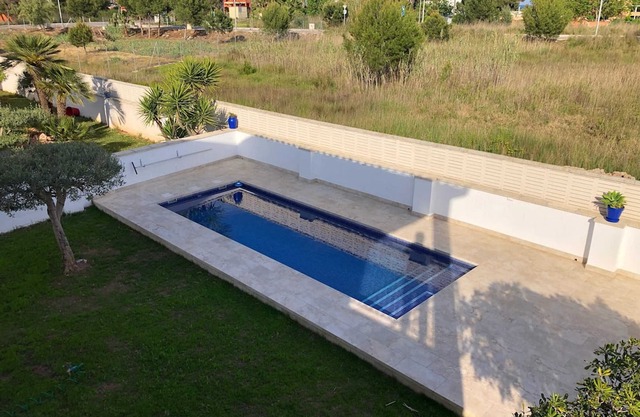 Homerez - Comfortable villa with pool in Castellón
