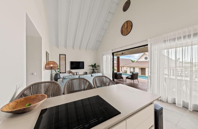 Experience your dream vacation at Villa Jazmyn - Luxury and relaxation in Curaçao! V