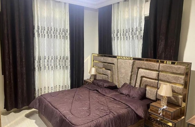 Spacious 3-bedroom apartment with AC, WiFi in welcoming Amman