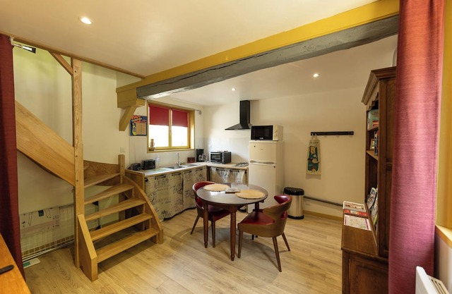 CHARMING SEASONAL RENTAL IN THE CITY'S OLDEST QUARTER