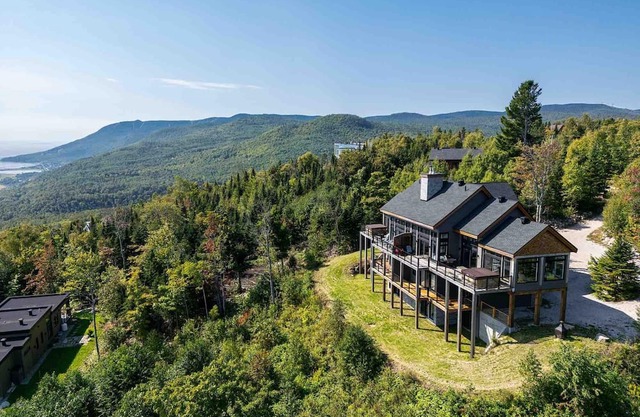 Panoramique 57: Stunning Views & Spacious Comfort