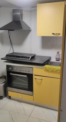 Einzelne Zimmer mit Gemeinschaft Dusche