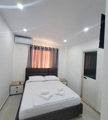 CACA Hotel
