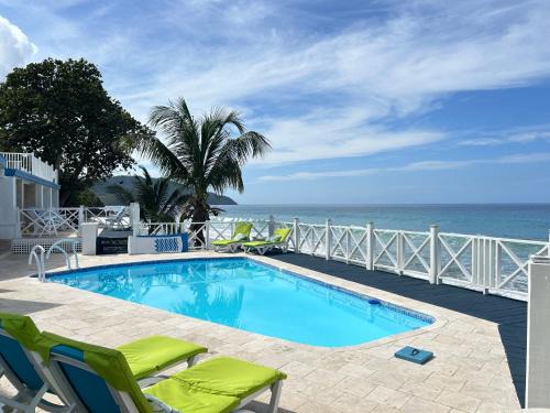 North Star Villa Oceanfront Family-Retreat With Pool
