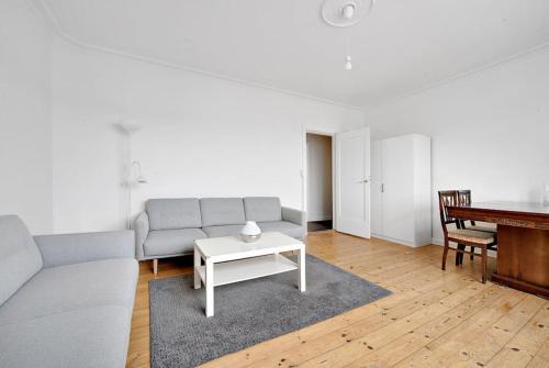 Lovely 1-bedroom apartment in Lyngby center