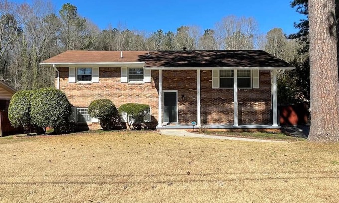 Decatur House | Brand New 5 Bedroom in Atlanta's East Side