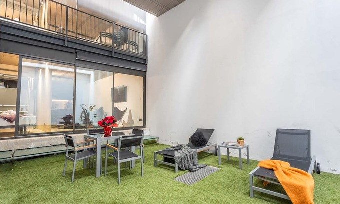 Sant Gervasi Apartment | My Space Barcelona Apartment with garden very close to the Barraquer Clinic