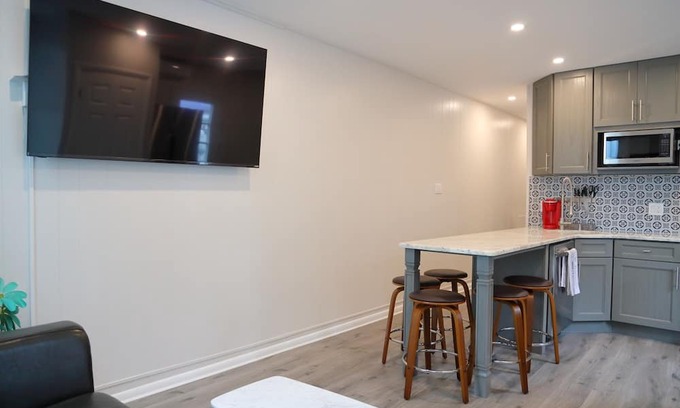Atlantic City Apartment | 2 Bedroom Beach, AC Boardwalk