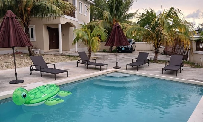 Nassau Apartment | Leah's Heaven - Cozy One Bedroom Suite