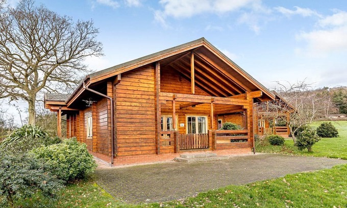 Ledbury Cabin | 3 bedroom accommodation in Ledbury