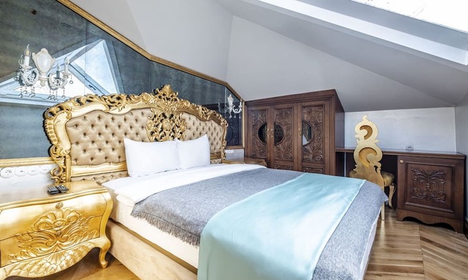 Beylerbeyi Apartment | Magnificent Studio Flat in Uskudar