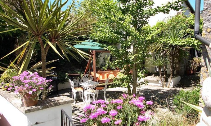 St. Florence Apartment | The Stables - 1 Bedroom Apartment - Saint Florence