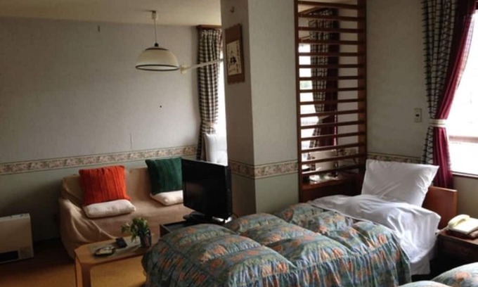 Myoko House | Room without meals We are proud of the nature of / Myoko Niigata