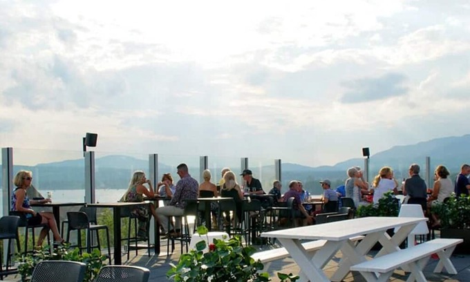Magog Apartment | Le Azur 535 - Memphremagog Beach