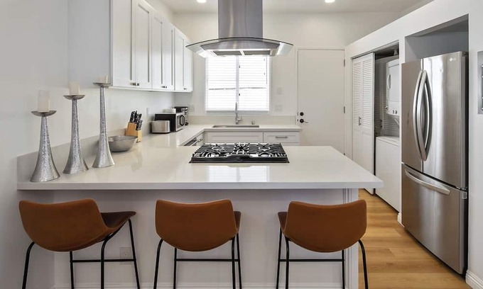 Clarkdale Apartment | Exclusive 2BD 3BA with Balcony