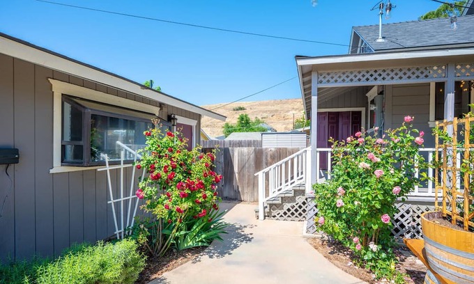 San Miguel House | Littlefield Bungalow Suite