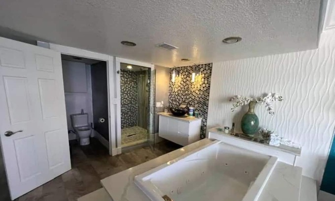 Seabreeze Park Condo | Beautiful Ocean Front Condo !!! 😍🏝