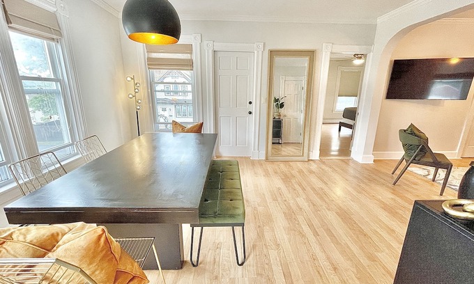 Marlborough House | Near BOSTON - Cozy and Renovated 4 Beds 2 bath Home w/ Backyard FREE WIFI 6.