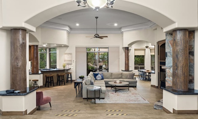 Central Scottsdale House | Large 6BR w Private Pool & Arcade. Book now for Spring Training cactus league