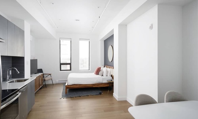 Quartier des Spectacles House | BAKAN - Gem in the city : MODERN loft in Old Mtl/DT