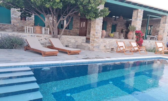 Paros Villa | Seaside Villa Glyfa