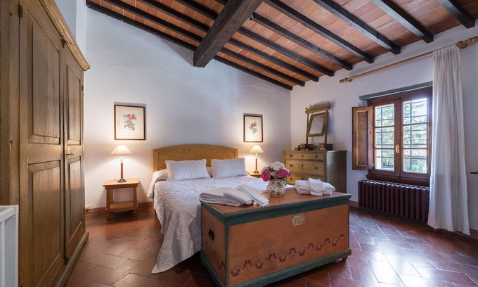 Impruneta House | Wonderful Tuscan farmhouse with large spaces and panoramic views