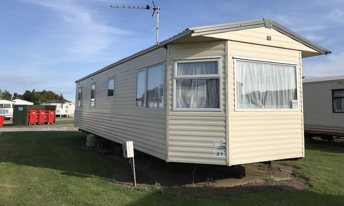 Camber House | Camber sands 3 bedrooms gas central heating seaside fun