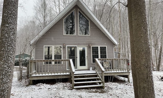 Ray Ski Chalet | AFRAME CABIN SURROUNDED BY NATURE!