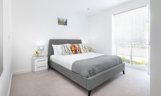 Stratford Apartment | London Olympic View Apartment