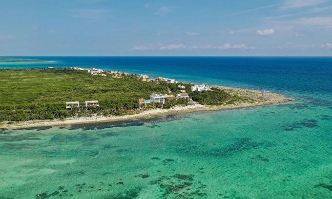 Tulsayab Apartment | TULSAYAB - Beachfront Ground Floor - Infinity Pool