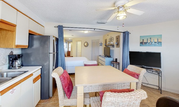Gulf Lagoon Beach Apartment | Cozy studio with resort pool & boat dock on the Grand Lagoon
