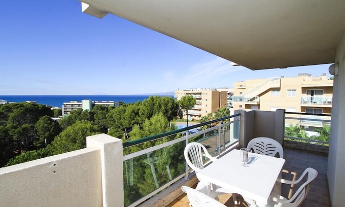 Cap de Salou Apartment | Beautiful apartment with sea views, parking and pool - Turismar