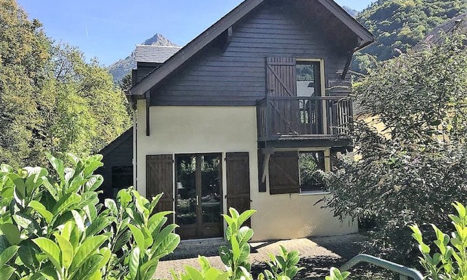 Cauterets Ski Chalet | Chalet for 6 people in Cauterets