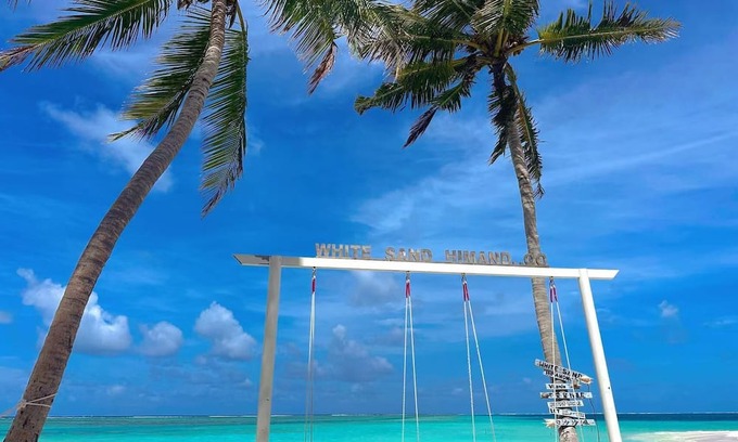 Himandhoo Bed & Breakfast | WhiteSand