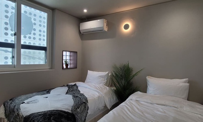 Ingye-dong Hotel | Rabbit Hotel