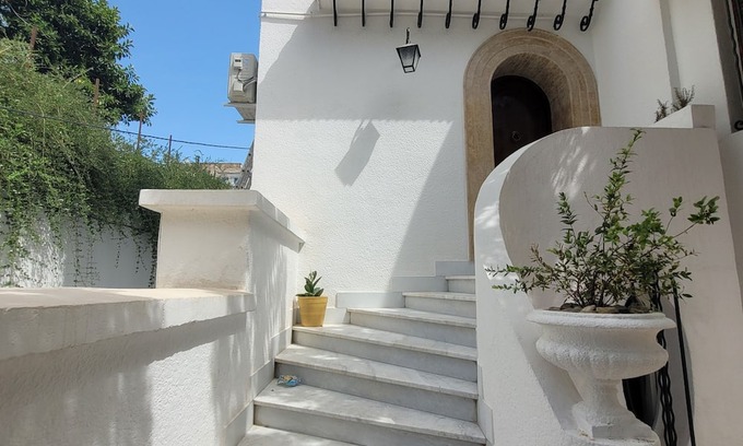 La Fayette House | VILLA BELVEDERE