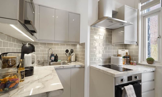Harrow Apartment | Central Harrow 5 Studio Apartment Block