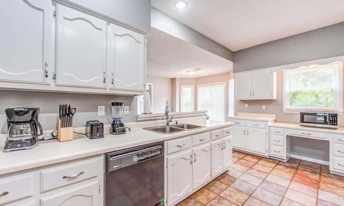 Cordova House | Timber Creek Hideaway