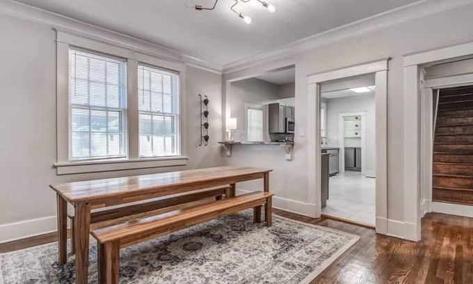 Vollintine-Evergreen House | Snowden Hideaway